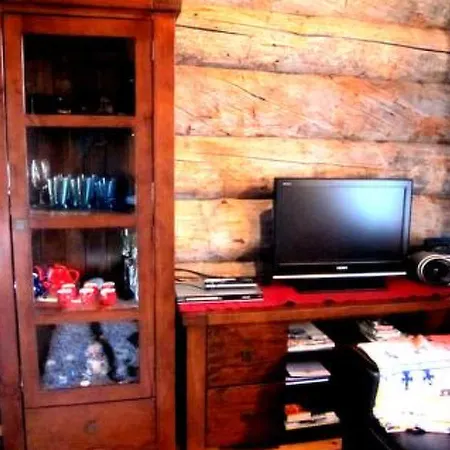 Holiday Lomayllas D58 /palovaarankaarre 11b Holiday home *